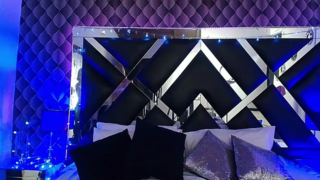 victoriaa lee  online show from 04/06/26, 06:53