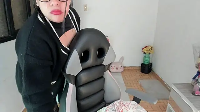 smile sweetpao online show from 02/15/25, 01:31