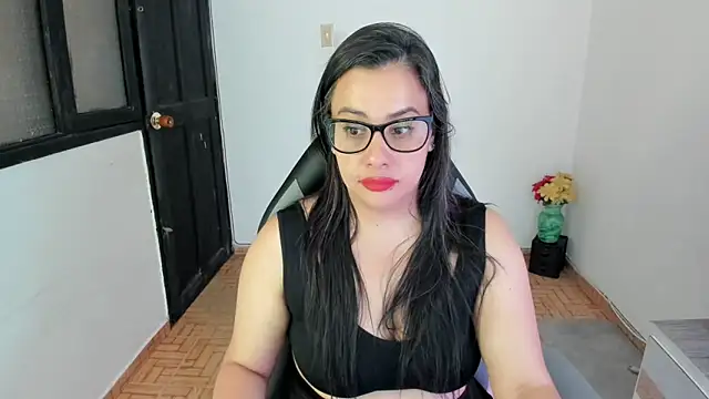 smile sweetpao online show from 03/04/25, 03:44