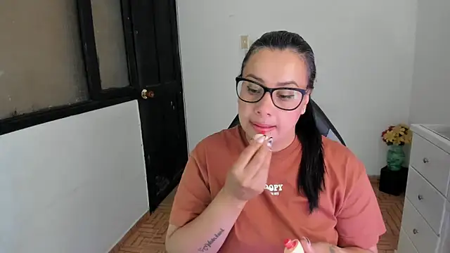 smile sweetpao online show from 10/22/25, 12:11