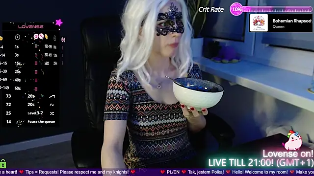 strawberry muffin online show from 01/14/25, 07:21