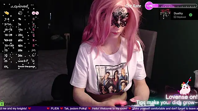 strawberry muffin online show from 02/13/25, 06:38