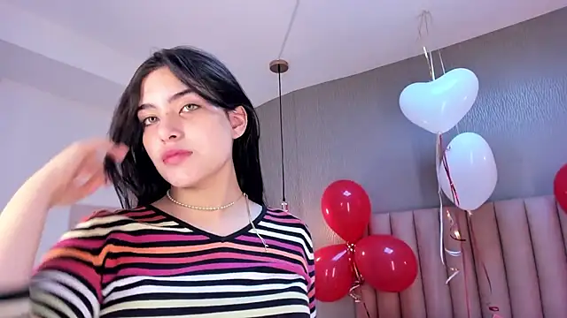 Alexa Thaylor  online show from 02/24/25, 02:15