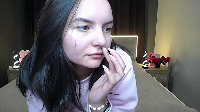 JasmineAsha online show from 01/18/26, 07:34