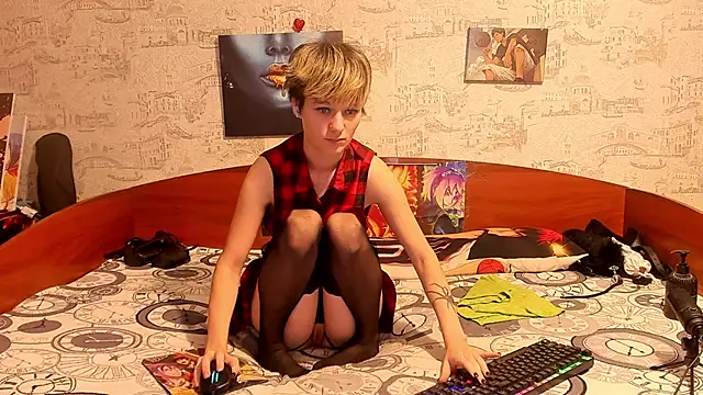 KagamiTayga online show from 10/10/25, 02:21