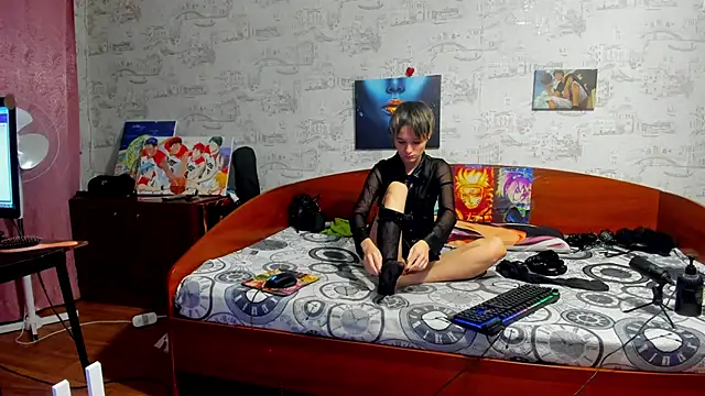 KagamiTayga online show from 11/18/25, 02:39