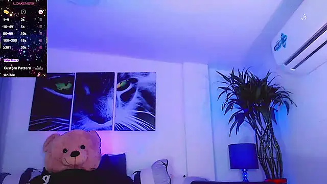 Sophiesweet5 online show from 02/02/26, 12:53