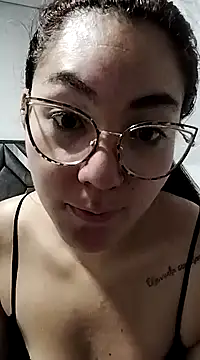 Snapshot of katha_steele_ chatting on 12/16/24, 09:35 katha steele online show from 12/16/24, 09:35