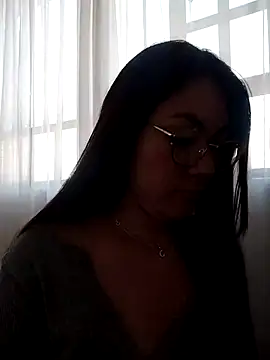 Snapshot of katha_steele_ chatting on 01/07/25, 11:37 katha steele online show from 01/07/25, 11:37