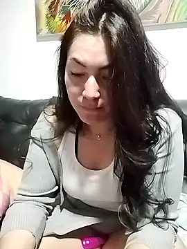 katha steele  online show from 09/26/25, 11:09