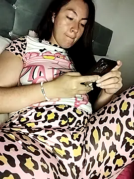 katha steele  online show from 09/28/25, 10:20