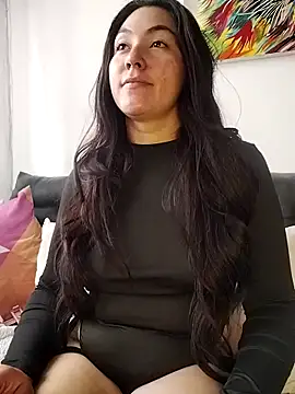 Snapshot of katha_steele_ chatting on 10/06/25, 03:20 katha steele online show from 10/06/25, 03:20