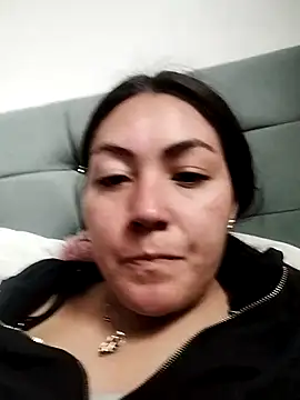 Snapshot of katha_steele_ chatting on 10/31/25, 05:36 katha steele online show from 10/31/25, 05:36