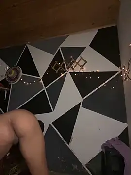 emilyharber online show from 04/10/26, 08:02