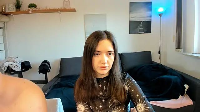 Snapshot of PollyFlame chatting on 03/19/25, 06:46 PollyFlame online show from 03/19/25, 06:46