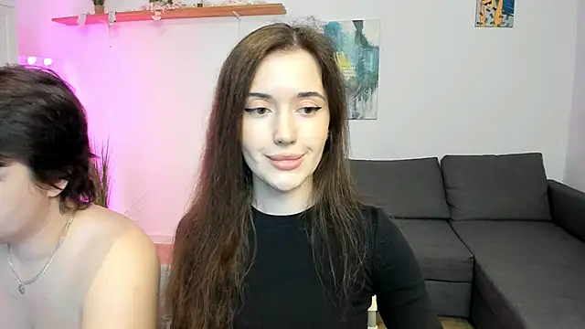 Snapshot of PollyFlame chatting on 10/31/25, 07:48 PollyFlame online show from 10/31/25, 07:48