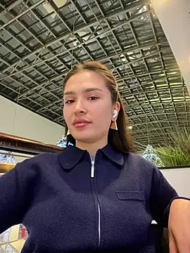 Snapshot of Sweet_Lollypop chatting on 12/25/24, 05:26 Sweet Lollypop online show from 12/25/24, 05:26