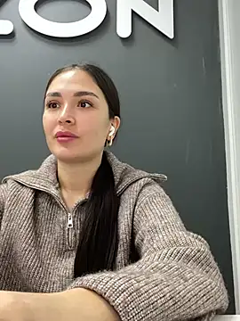 Snapshot of Sweet_Lollypop chatting on 01/11/25, 06:35 Sweet Lollypop online show from 01/11/25, 06:35