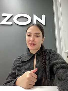 Snapshot of Sweet_Lollypop chatting on 02/24/25, 07:33 Sweet Lollypop online show from 02/24/25, 07:33