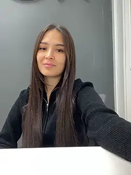 Snapshot of Sweet_Lollypop chatting on 10/02/25, 06:42 Sweet Lollypop online show from 10/02/25, 06:42