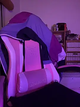 LittleBabyCat22 online show from 04/12/26, 03:22