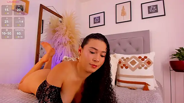 Snapshot of susan_cute198 chatting on 07/09/26, 04:00 susan cute198 online show from 07/09/26, 04:00