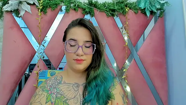 Snapshot of DEVA_BLUE_ chatting on 01/08/25, 07:13 DEVA BLUE online show from 01/08/25, 07:13