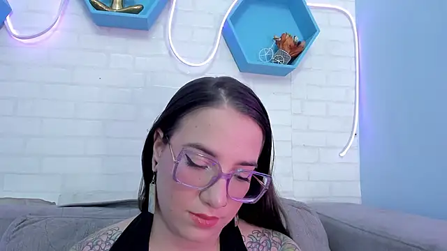 Snapshot of DEVA_BLUE_ chatting on 01/31/25, 06:24 DEVA BLUE online show from 01/31/25, 06:24