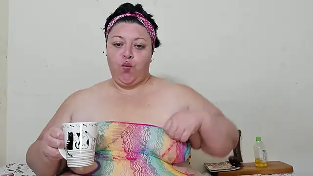 Snapshot of MANDY_GIRL_BBW chatting on 02/21/25, 11:33 MANDY GIRL BBW online show from 02/21/25, 11:33