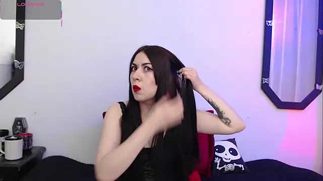 Snapshot of Amy_Aloqua chatting on 10/25/25, 03:07 Amy Aloqua online show from 10/25/25, 03:07