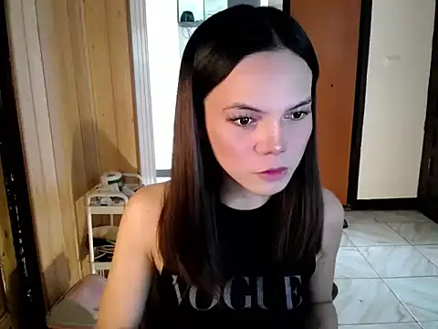 katie white online show from 06/27/26, 05:45