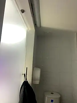 MalaikaBrown online show from 12/04/25, 12:03