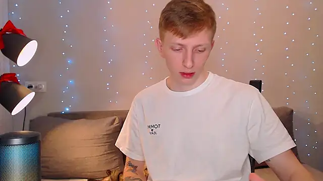 juliaanddima online show from 01/17/25, 10:23