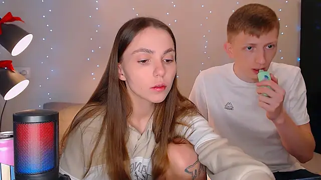 juliaanddima online show from 02/06/25, 07:35