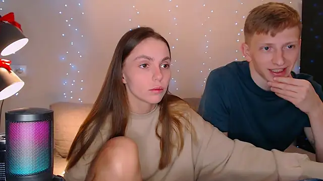 juliaanddima online show from 02/09/25, 10:00