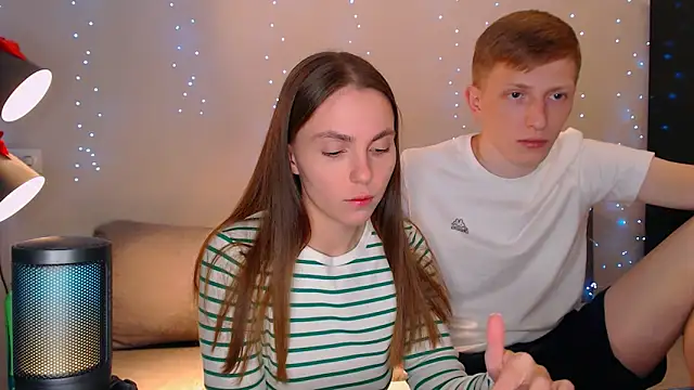 juliaanddima online show from 02/20/25, 08:58