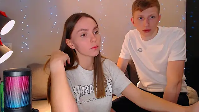 juliaanddima online show from 02/21/25, 09:11