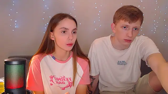 juliaanddima online show from 03/15/25, 09:49