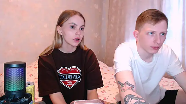 juliaanddima online show from 06/19/26, 08:40