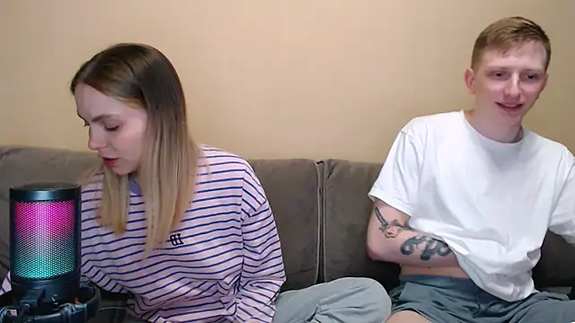 juliaanddima online show from 06/19/26, 09:29