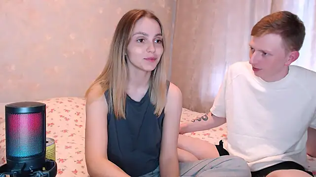 juliaanddima online show from 06/26/26, 07:57