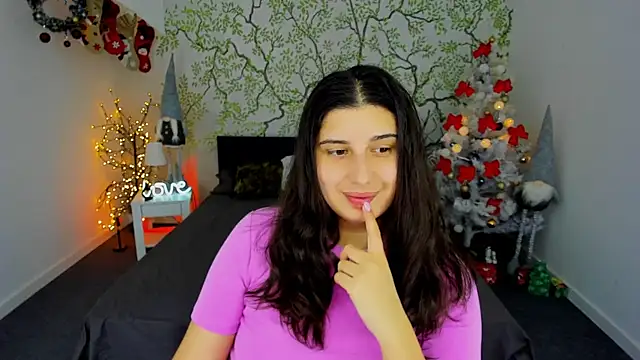 Snapshot of Linda_EX chatting on 01/03/25, 07:49 Linda EX online show from 01/03/25, 07:49