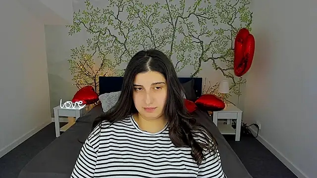 Linda EX online show from 02/14/25, 11:10