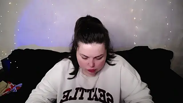 Emily Mo online show from 03/01/26, 06:37