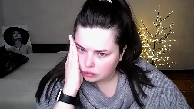 Emily Mo online show from 04/01/26, 05:52