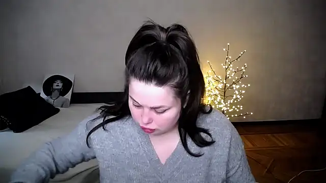 Emily Mo online show from 04/09/26, 05:40