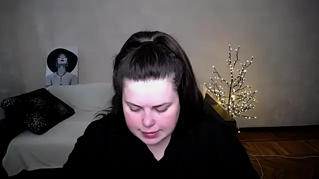 Emily Mo online show from 05/21/26, 05:36