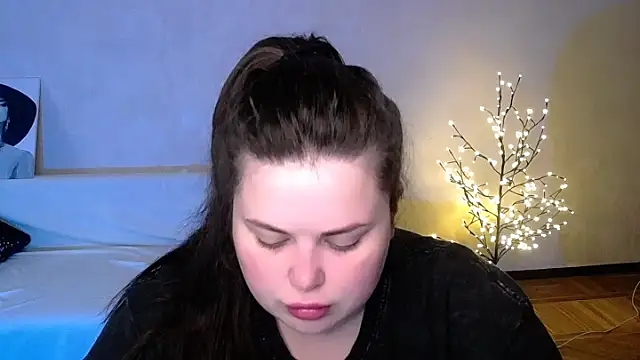 Emily Mo online show from 06/04/26, 05:46
