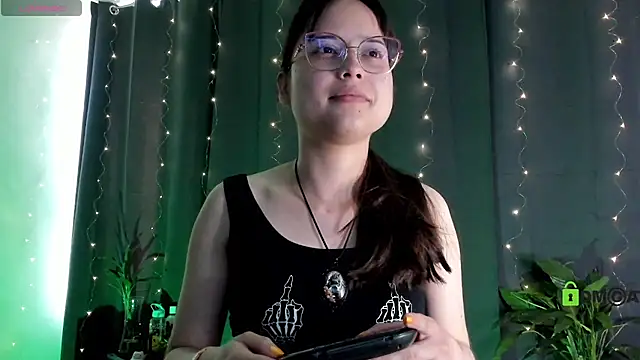 shantalc3rezo online show from 02/04/25, 09:10