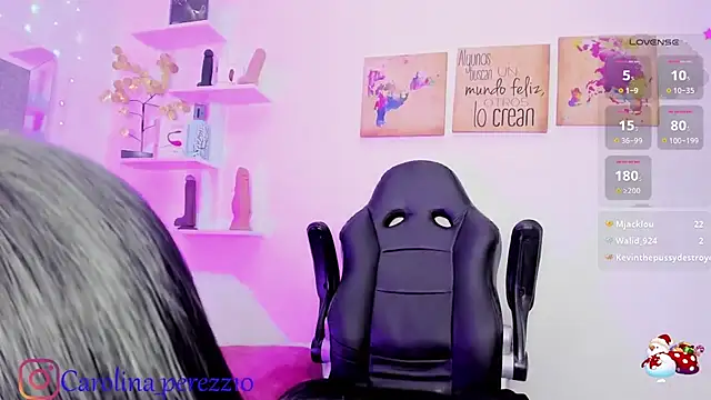 Snapshot of Carolina-pretty chatting on 02/06/25, 04:58 Carolina-pretty online show from 02/06/25, 04:58